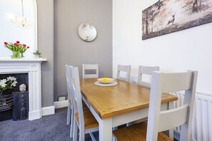 Flat-screen TV - Melrose Yard Apartment 2 (York)
