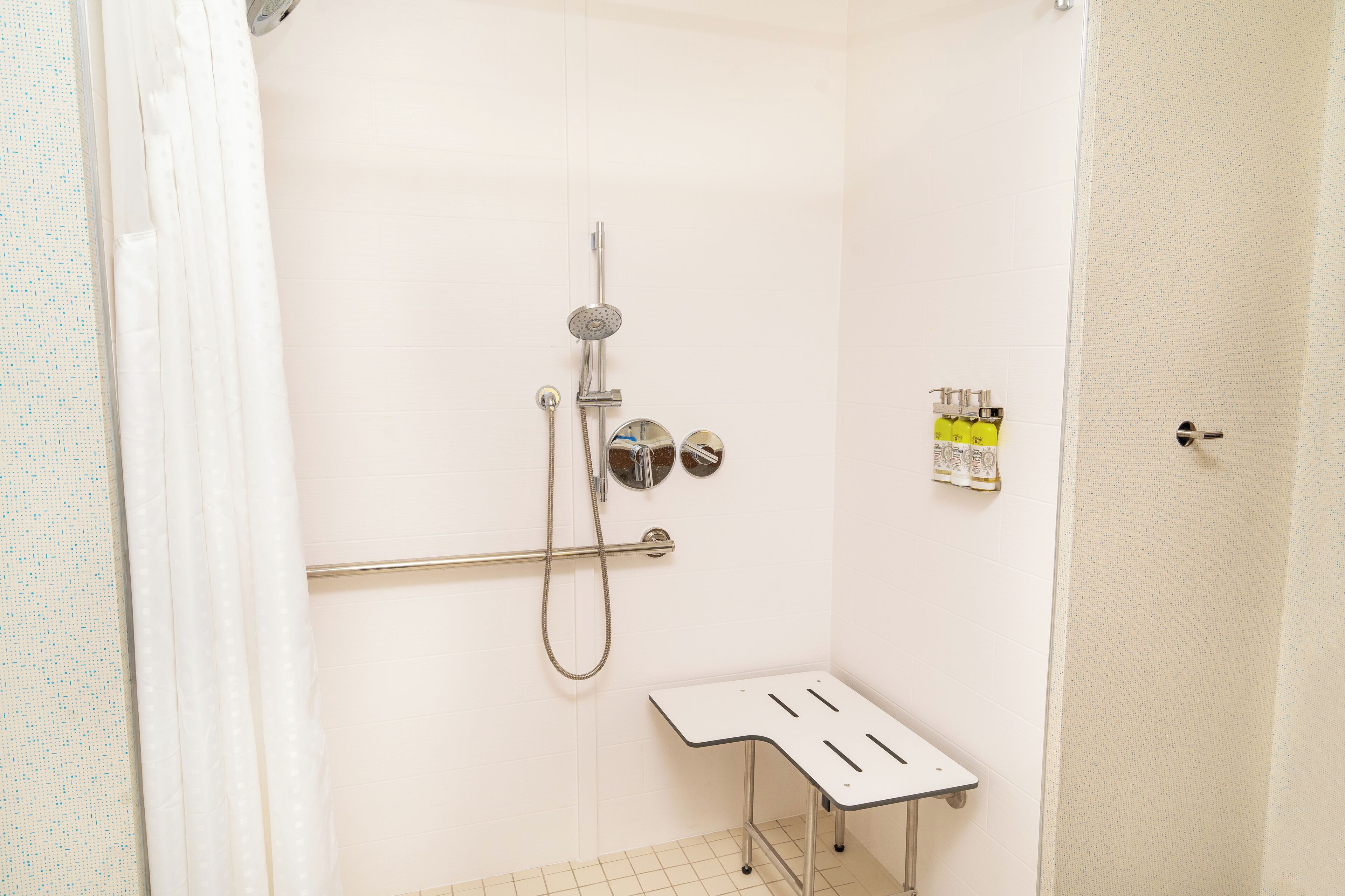 Foto - Holiday Inn Express & Suites Las Vegas - E Tropicana by IHG