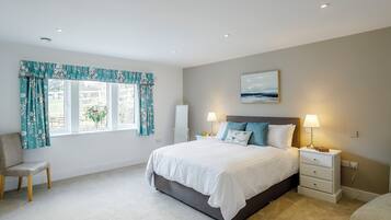 3 bedrooms, free WiFi, bed sheets