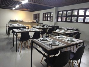 Desayuno continental incluido todos los días 