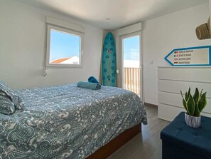 3 dormitoris, un bressol de viatge, wifi i roba de llit