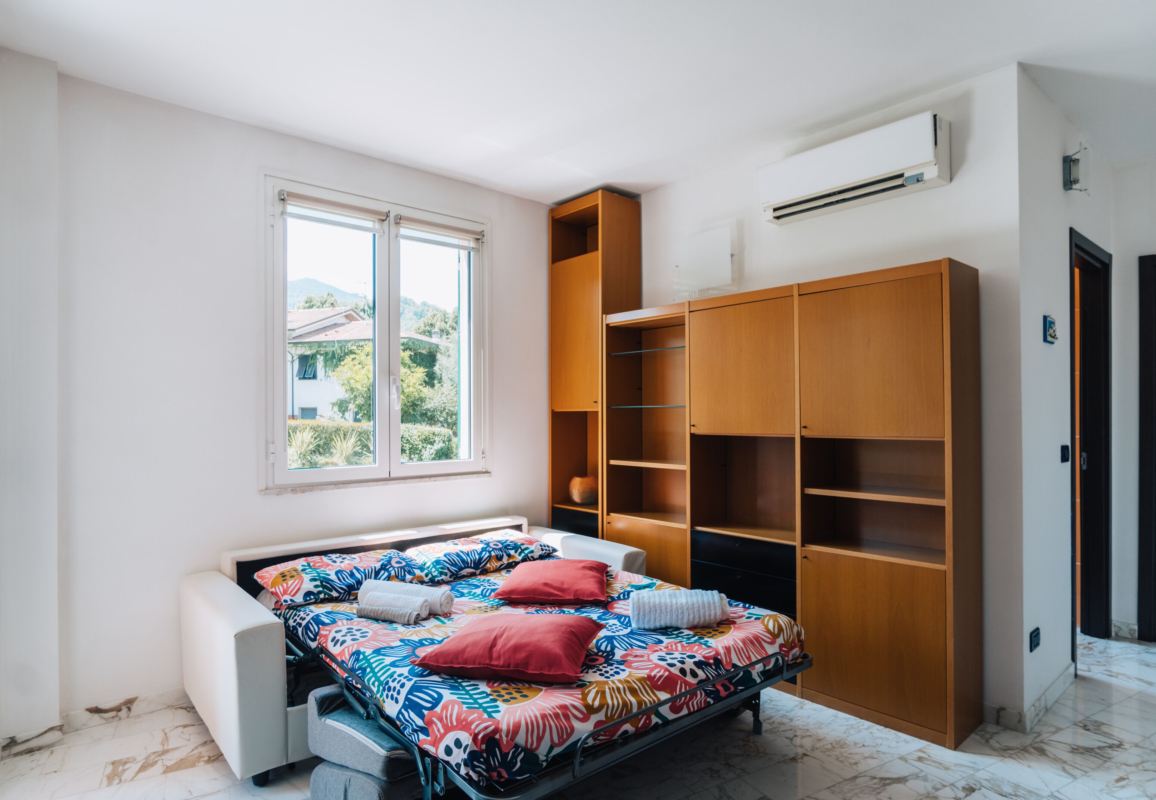 2 slaapkamers, een strijkplank/strijkijzer, gratis wifi