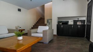 Unclassified image, 3 of 27, button - Hermosa Casa para Grupos Grandes (Cancun)