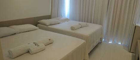 1 quarto, Wi-Fi de cortesia, roupa de cama