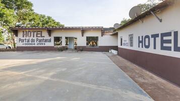 Entrada de la propiedad