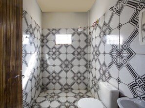 Towels, toilet paper