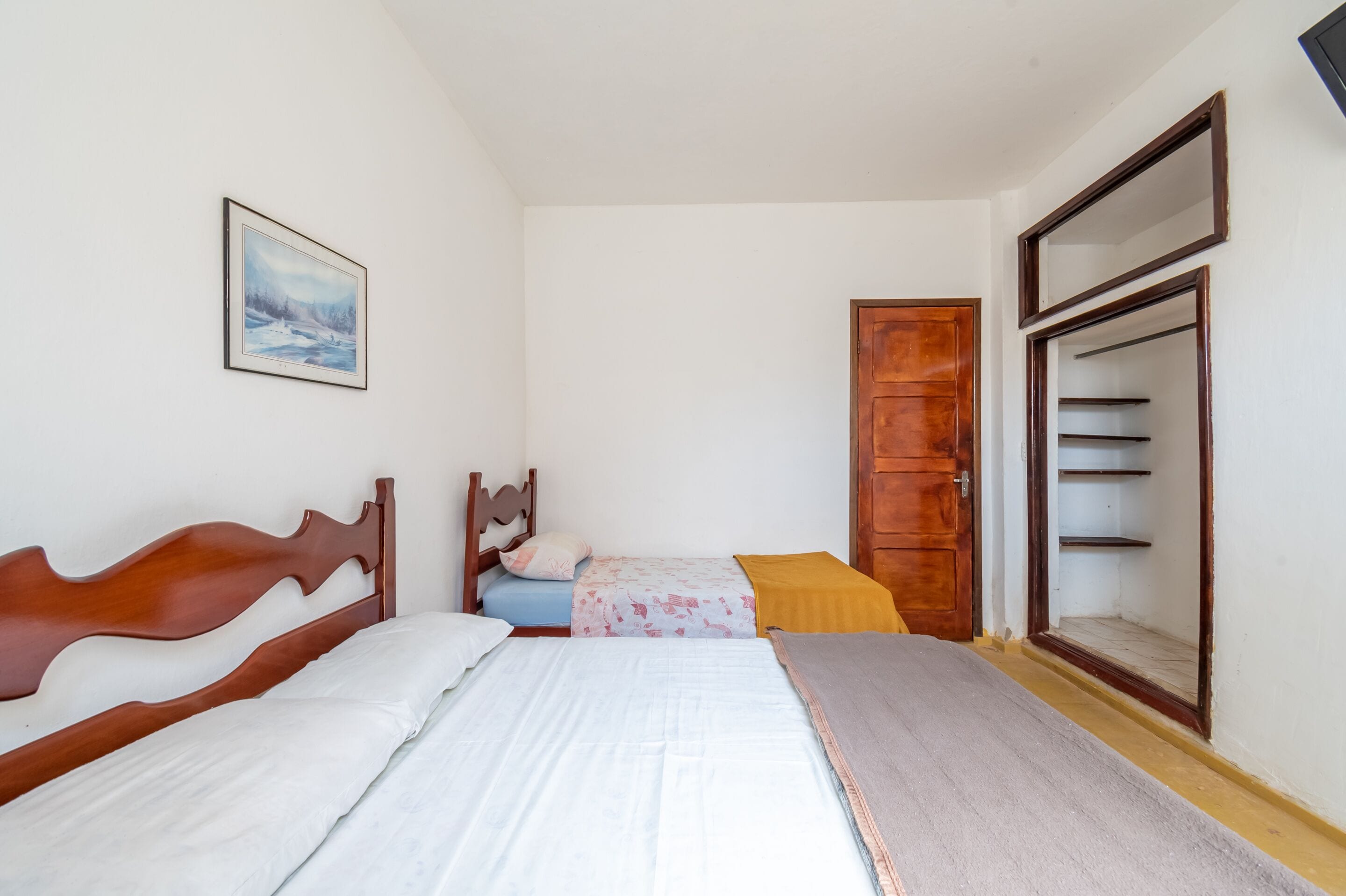 triple room (1 double bed + 1 single bed) | minibar, rollaway beds, free wifi, bed sheets