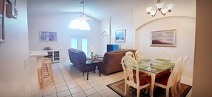 House (4630 4 Bedroom Private Pool Home, Cum) | Private kitchen | Fridge, microwave, oven, stovetop - 4630 4 Bedroom Private Pool Home, Cumbrian Lakes (Kissimmee)