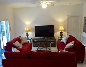 House (4636 5-Bed Disney Area Pool Home, Cum) | Living room