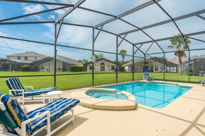 Talo (87285 7 Bedroom Pool Home,Cumbrian La) | 7 makuuhuonetta, työpöytä, silitysrauta/-lauta, ilmainen Wi-Fi