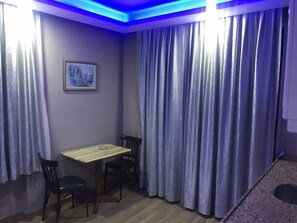 Apart Daire, 1 Yatak Odası | Oturma alanı