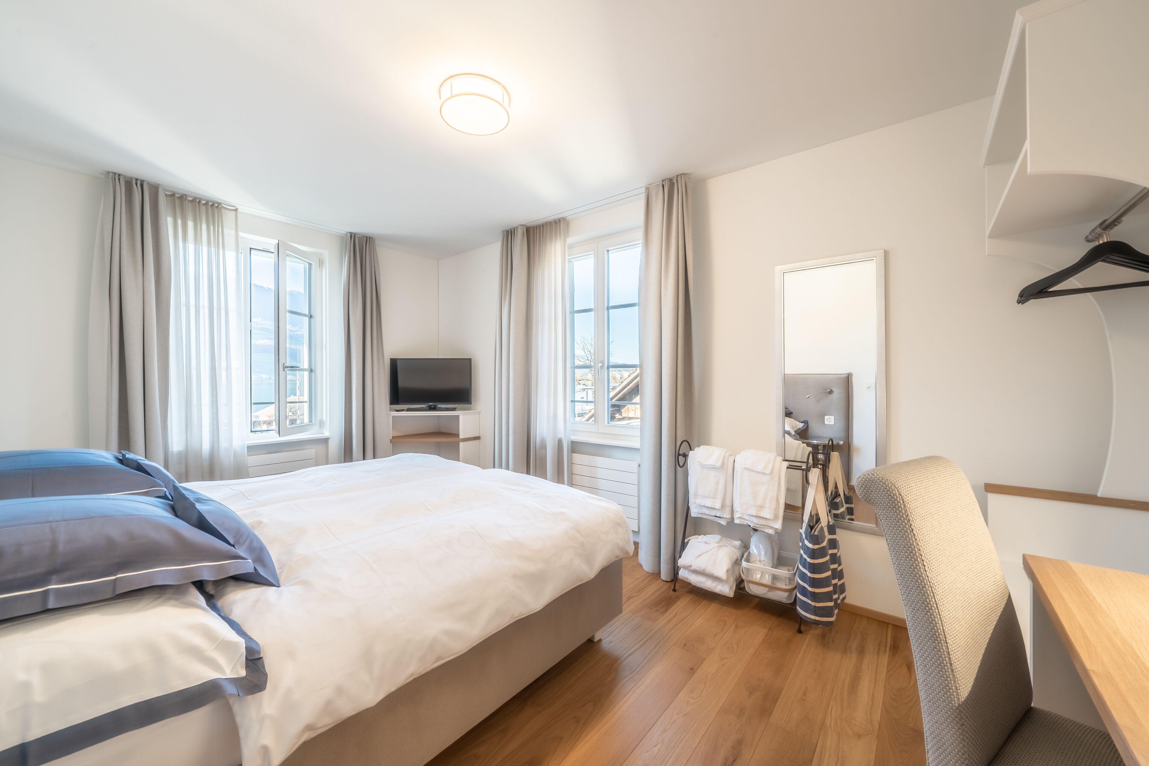 別墅, 6 間臥室, 非吸煙房, 湖景 | 高級寢具、羽絨被、迷你吧、書桌