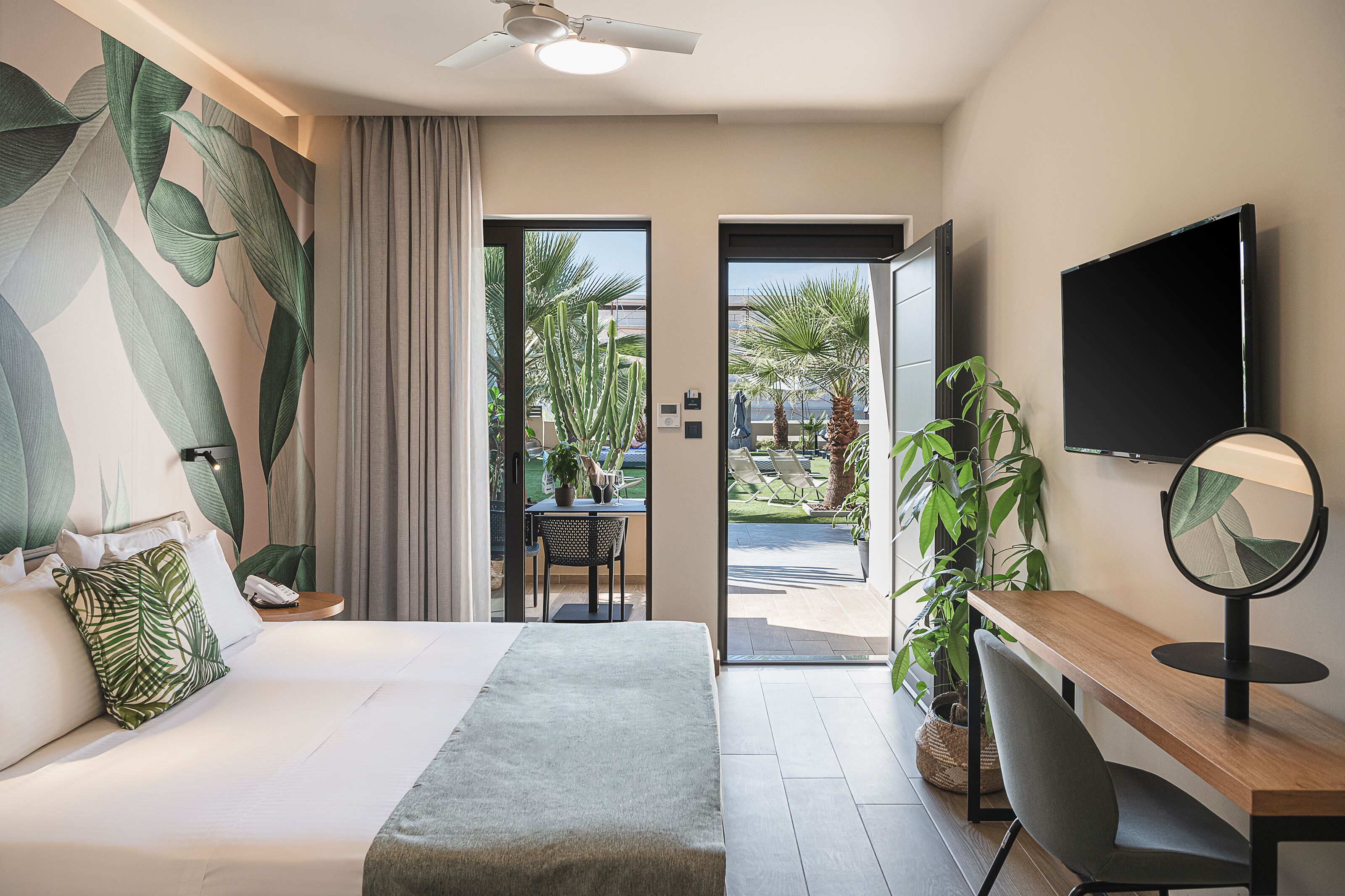 Economy Double Room on Ground Floor With Pool View