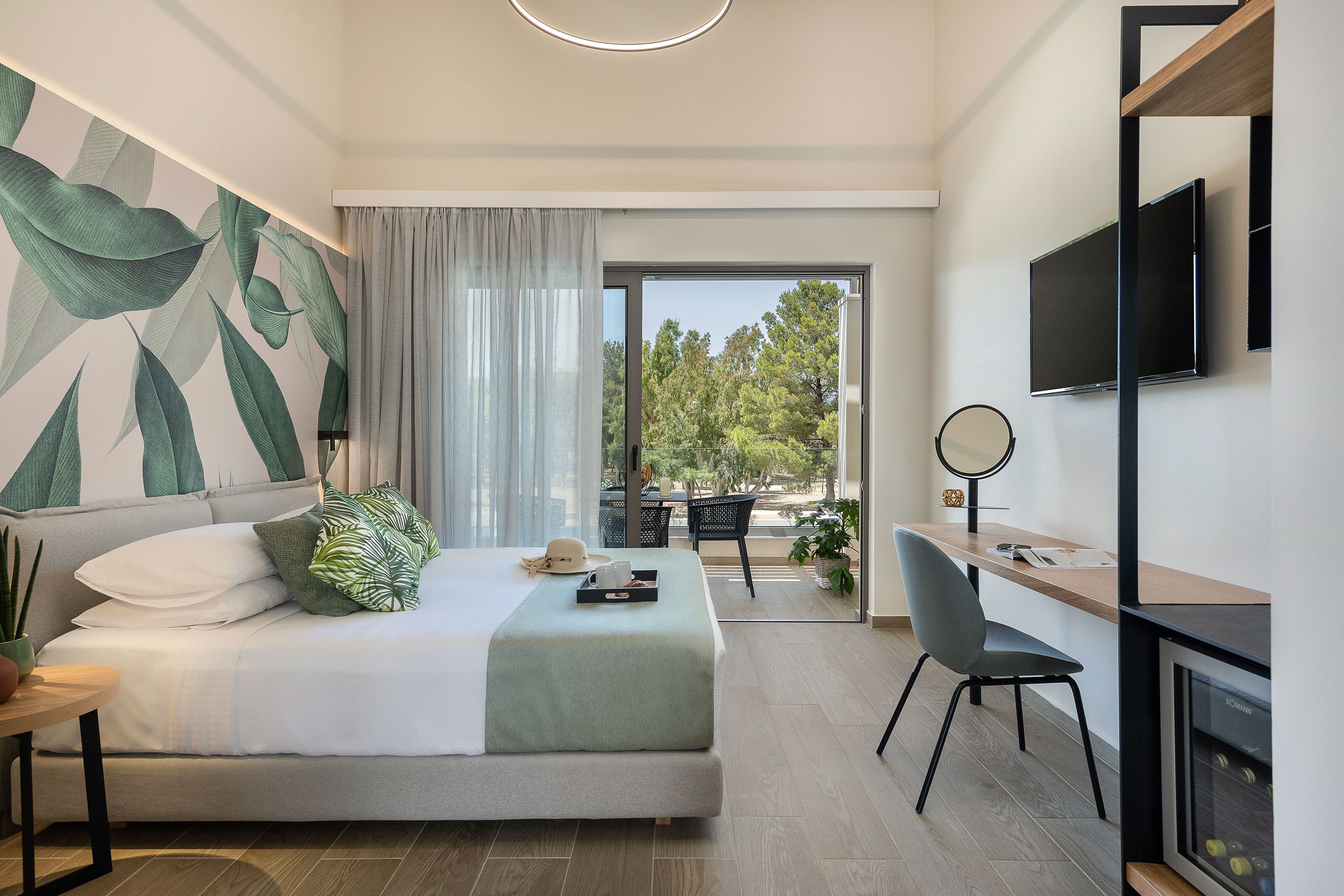 Junior Suite - Maisonette With Pool View | Egyptinpuuvillaiset lakanat, ylelliset vuodevaatteet