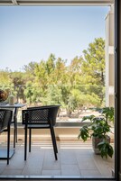 Junior Suite - Maisonette With Pool View | Βεράντα/αίθριο