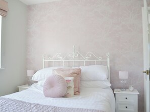 3 bedrooms, free WiFi, bed sheets - 3 bedroom accommodation in Baslow (Baslow)