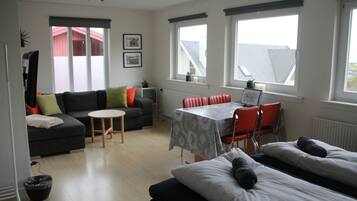 Phòng 4 dành cho gia đình, phòng tắm dùng chung (3) | Chăn bông, trang trí khác biệt