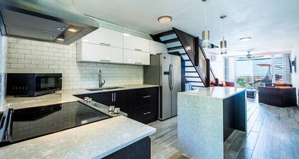 Parguera!!Beautiful Duplex 2 Bed!3 Mins away from beach and activities!!