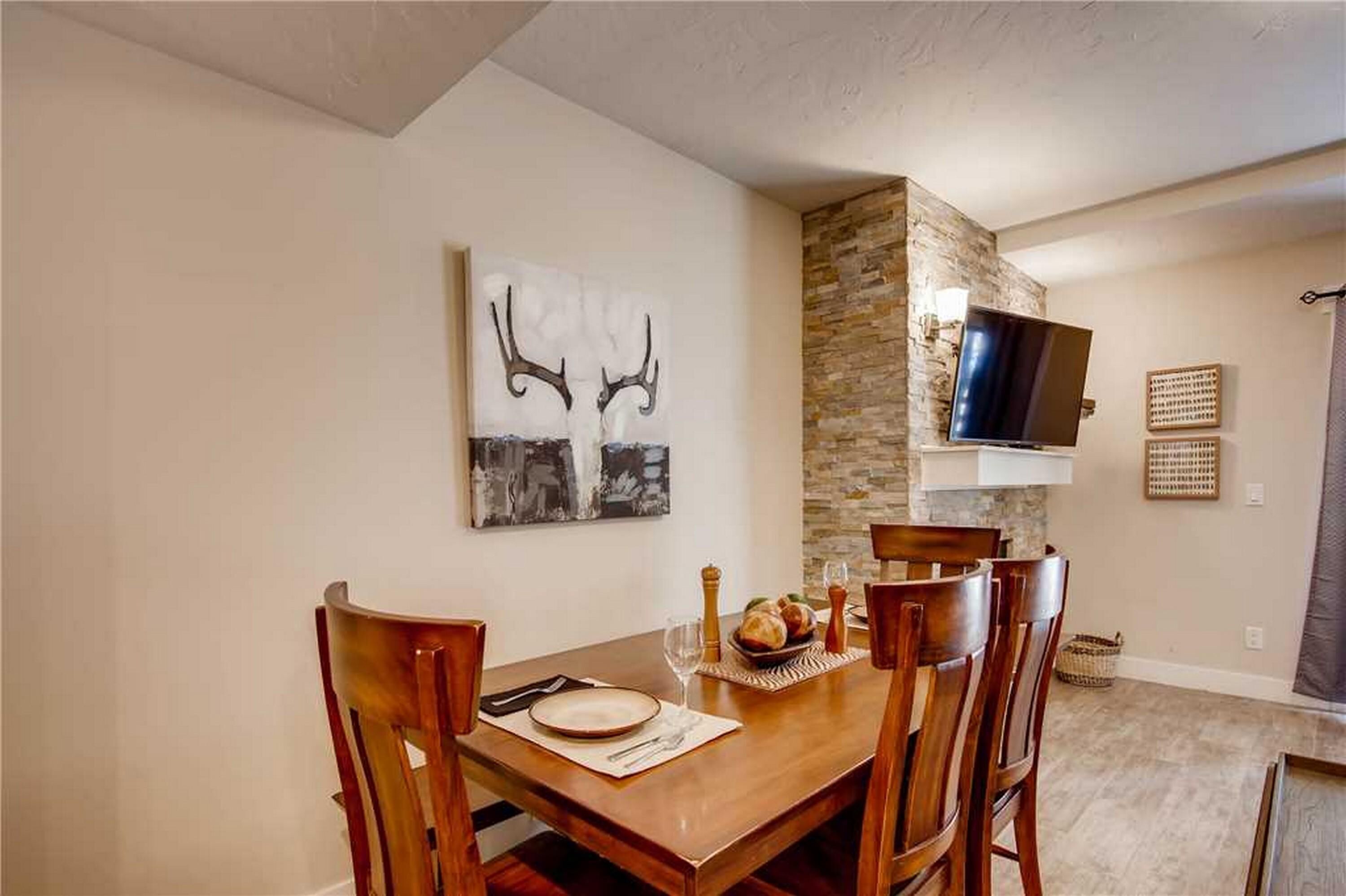 Condo, 2 Bedrooms | Private kitchen