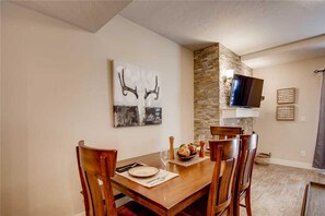 Condo, 2 habitaciones | Cocina privada