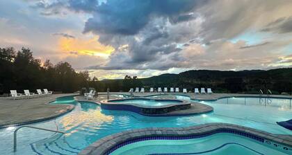 Tienda Glamping # 7 en East Zion Resort (Dos camas Queen)