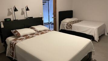 Doppelzimmer (Tipanie Room) | 1 Schlafzimmer, Verdunkelungsvorhänge, schallisolierte Zimmer