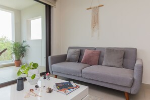 TV - Great Coral 1BR in shared PH (Playa del Carmen)