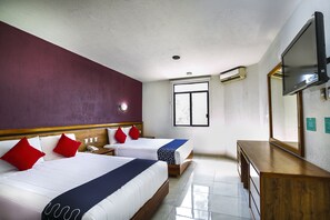 Standard Room, 2 Double Beds