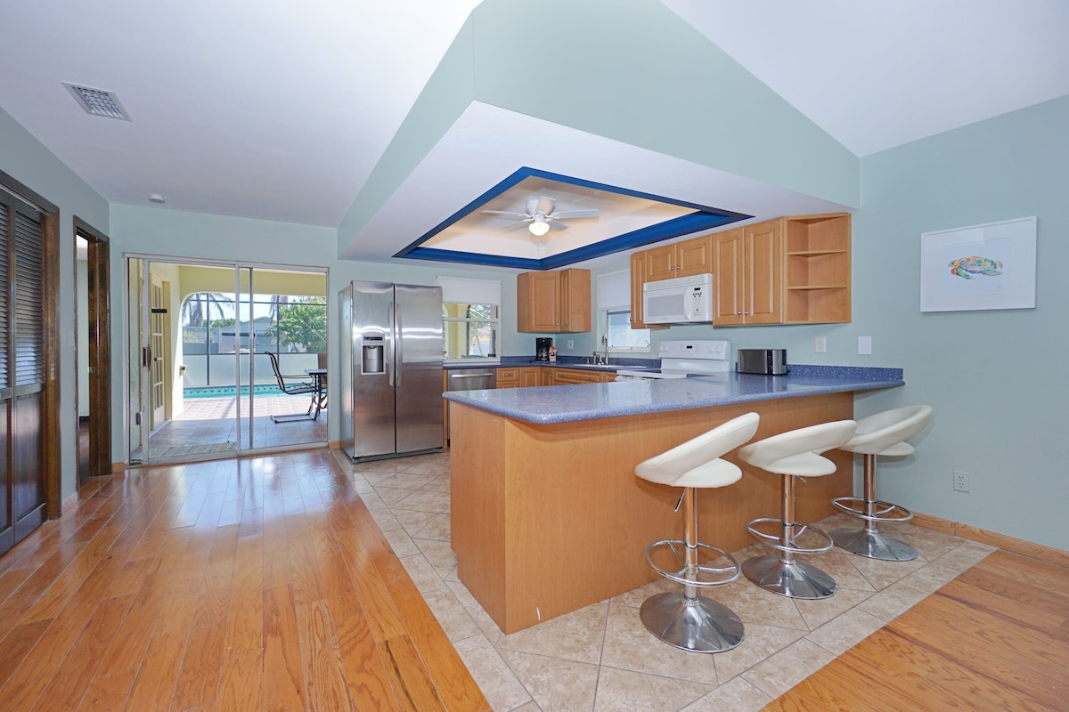 Photo 15 of Amazing 4 Bedroom 3 Bath Pool Home. About 1 mile from the Beach and Great Eats