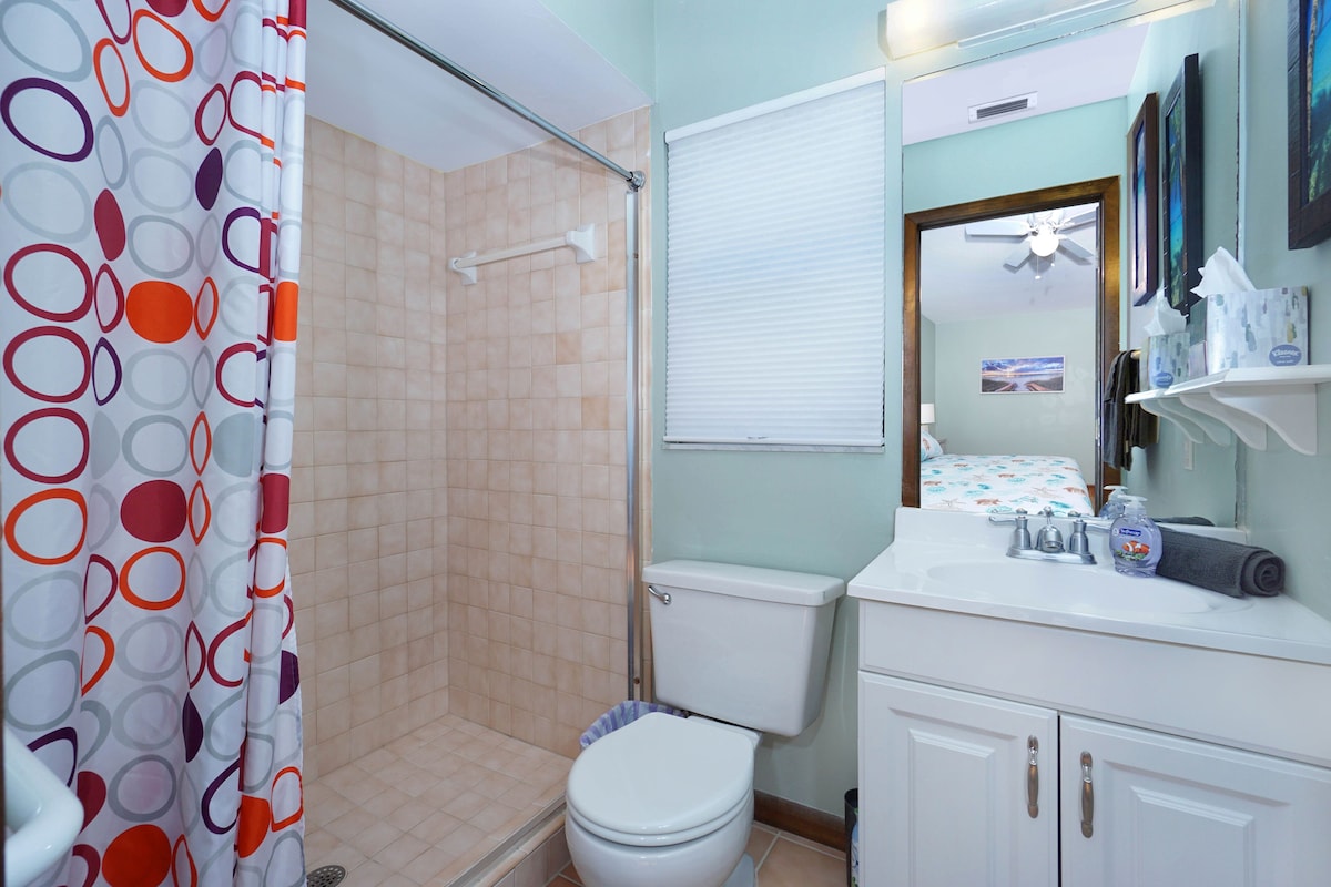 Photo 22 of Amazing 4 Bedroom 3 Bath Pool Home. About 1 mile from the Beach and Great Eats