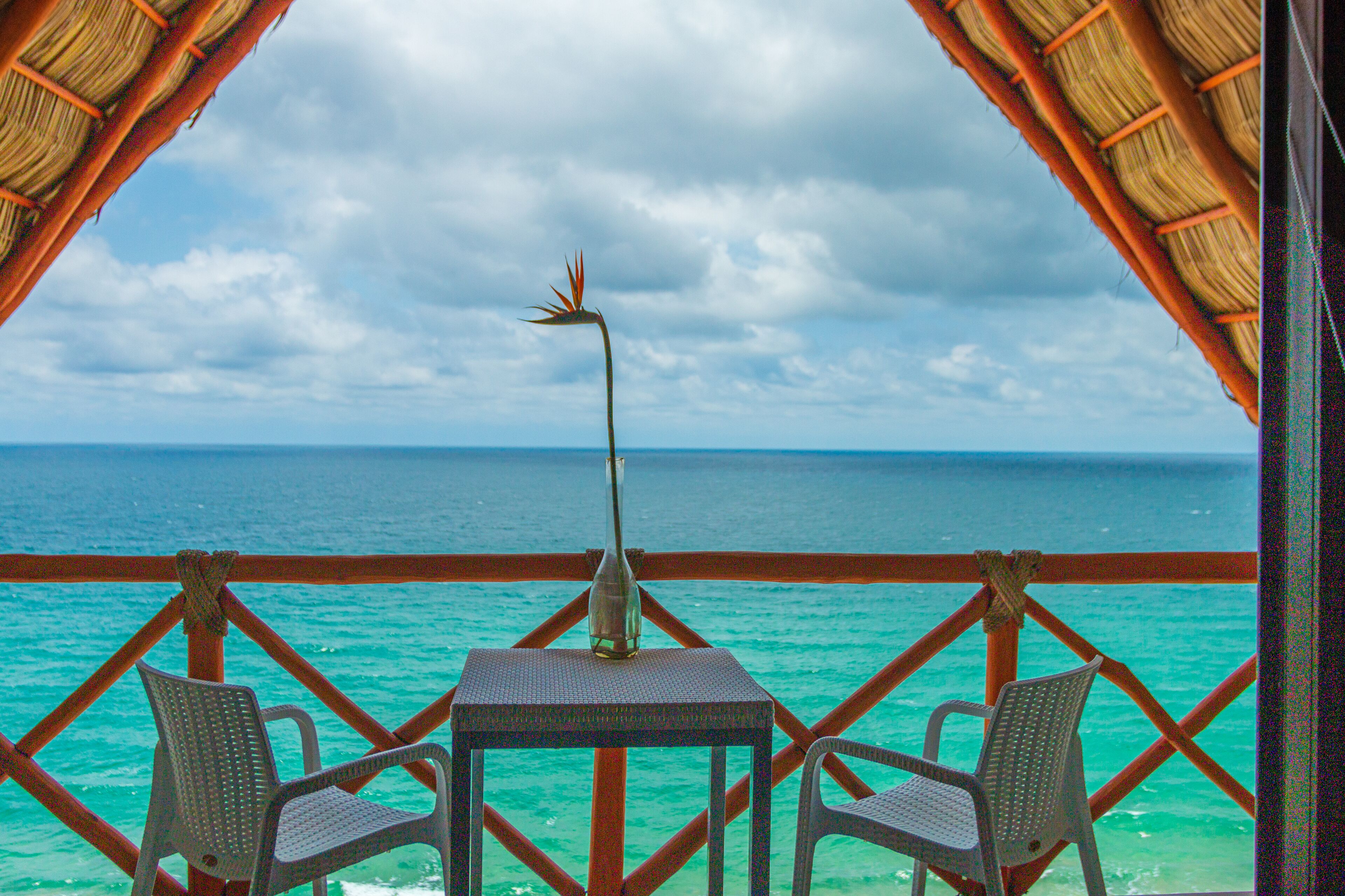 ห้องพาโนรามิก, เตียงคิงไซส์ 1 เตียง, วิวทะเล | ลานระเบียง/นอกชาน