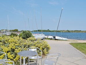 Outdoor dining - 2 bedroom accommodation in Mount Hawke, near Redruth (Mount Hawke, near Redruth)