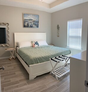 3 bedrooms, iron/ironing board, travel crib, free WiFi