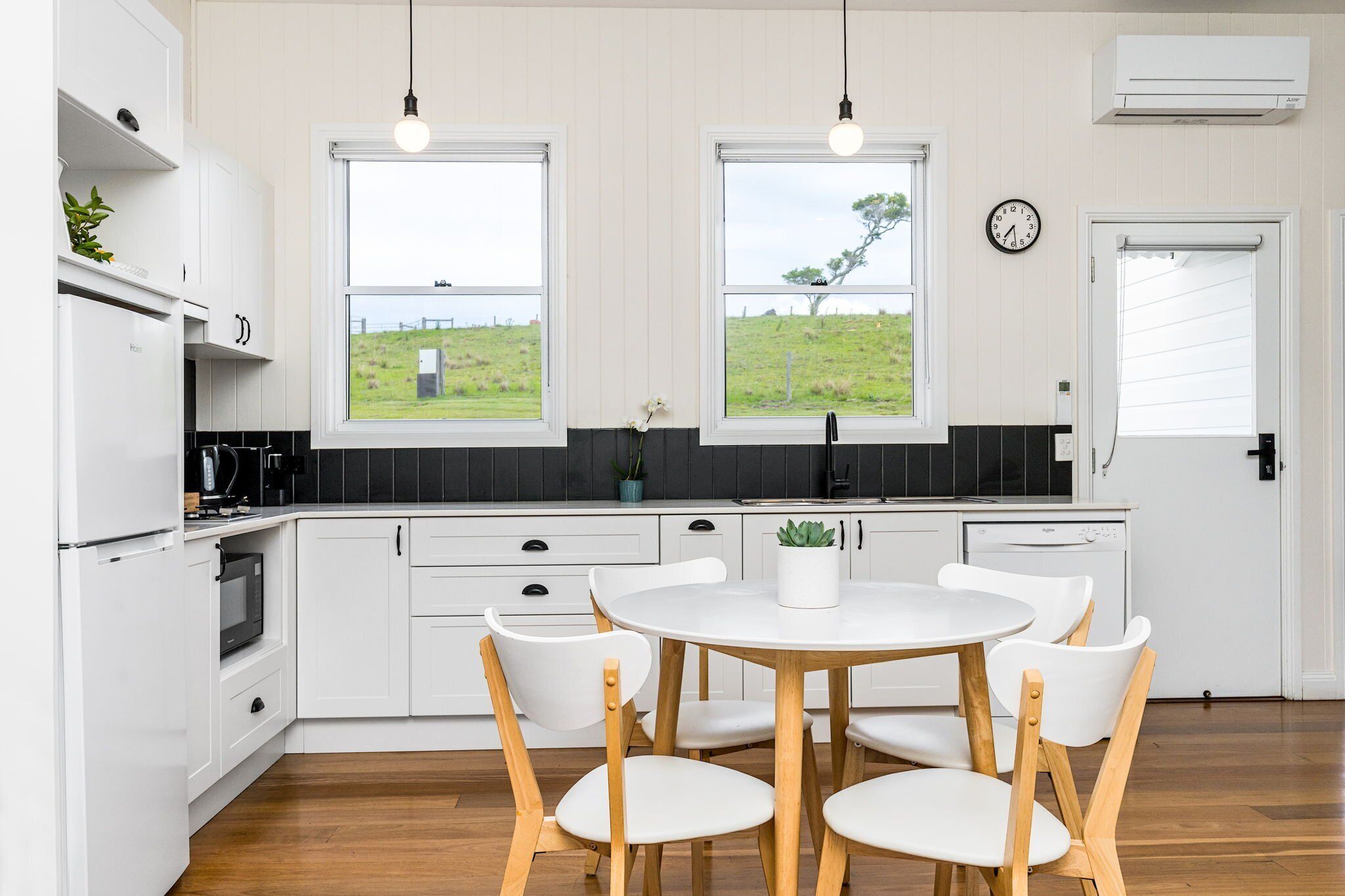 Fridge, microwave, dishwasher, coffee/tea maker