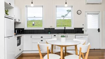 Fridge, microwave, dishwasher, coffee/tea maker