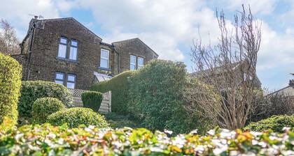 2 bedroom accommodation in Haworth