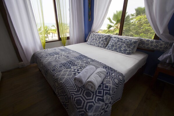 Quarto casal luxo, vista para o mar | Wi-Fi de cortesia