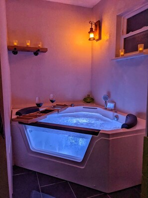 Interior - Lakefront Luxury pool 3100sq ft on lake. (Orlando)