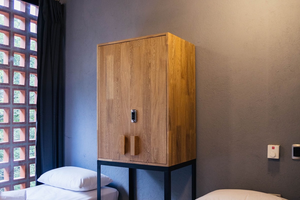 Standard Twin Room | Blackout drapes, free WiFi, bed sheets