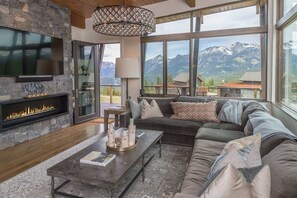 TV, fireplace, stereo, offices