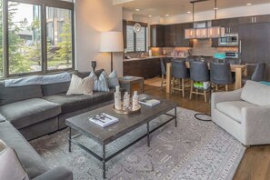TV, fireplace, stereo, offices