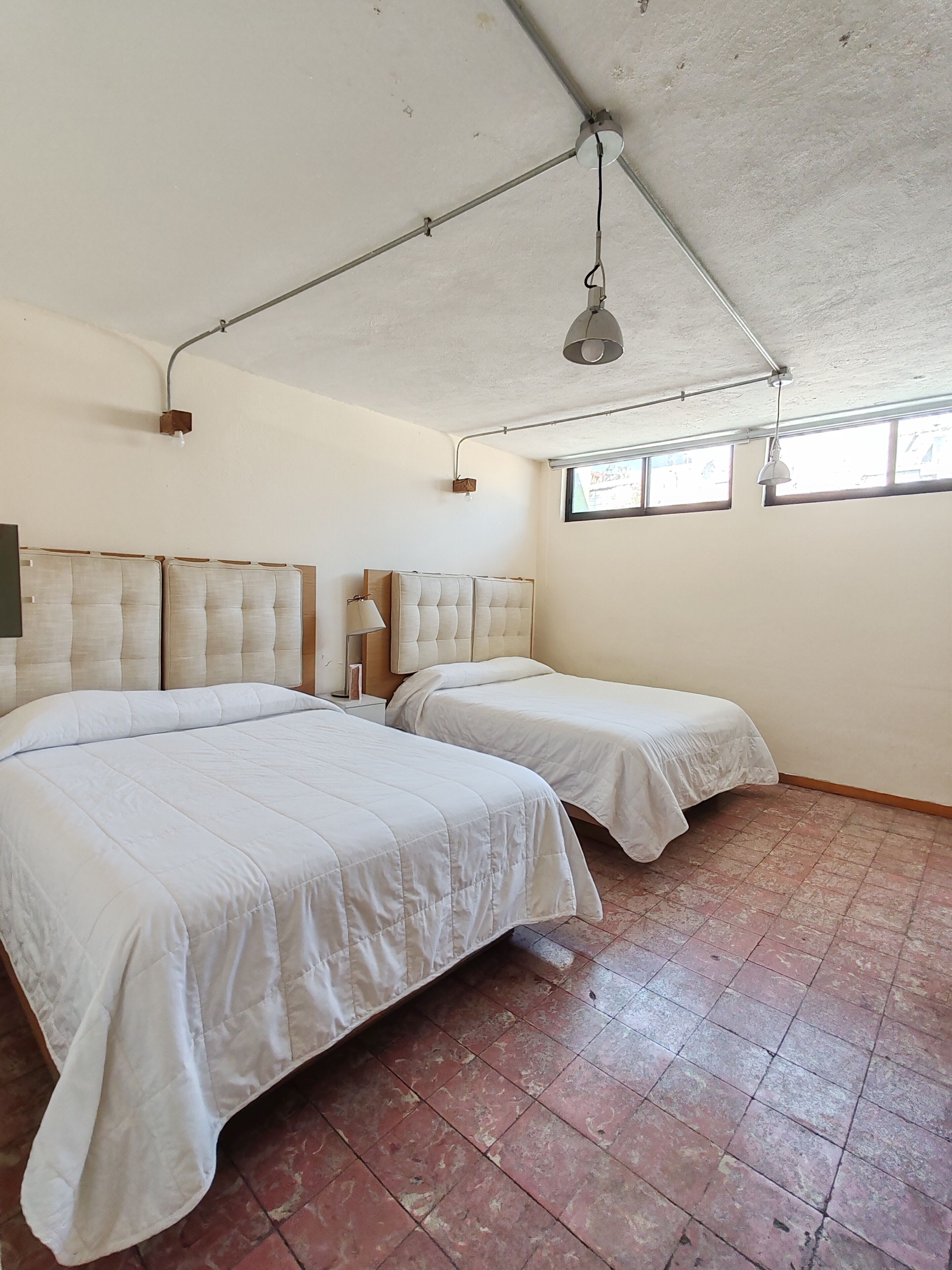 Iron/ironing board, free WiFi