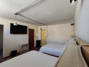PRIVADA 1 | Iron/ironing board, free WiFi - Hostal Hostalgia Casa Zul (Puebla)
