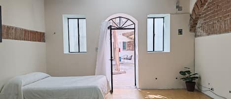 PRIVADA 3 | Iron/ironing board, free WiFi