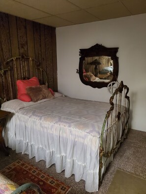 5 soverom, strykejern/-brett, wi-fi (inkludert) og sengetøy