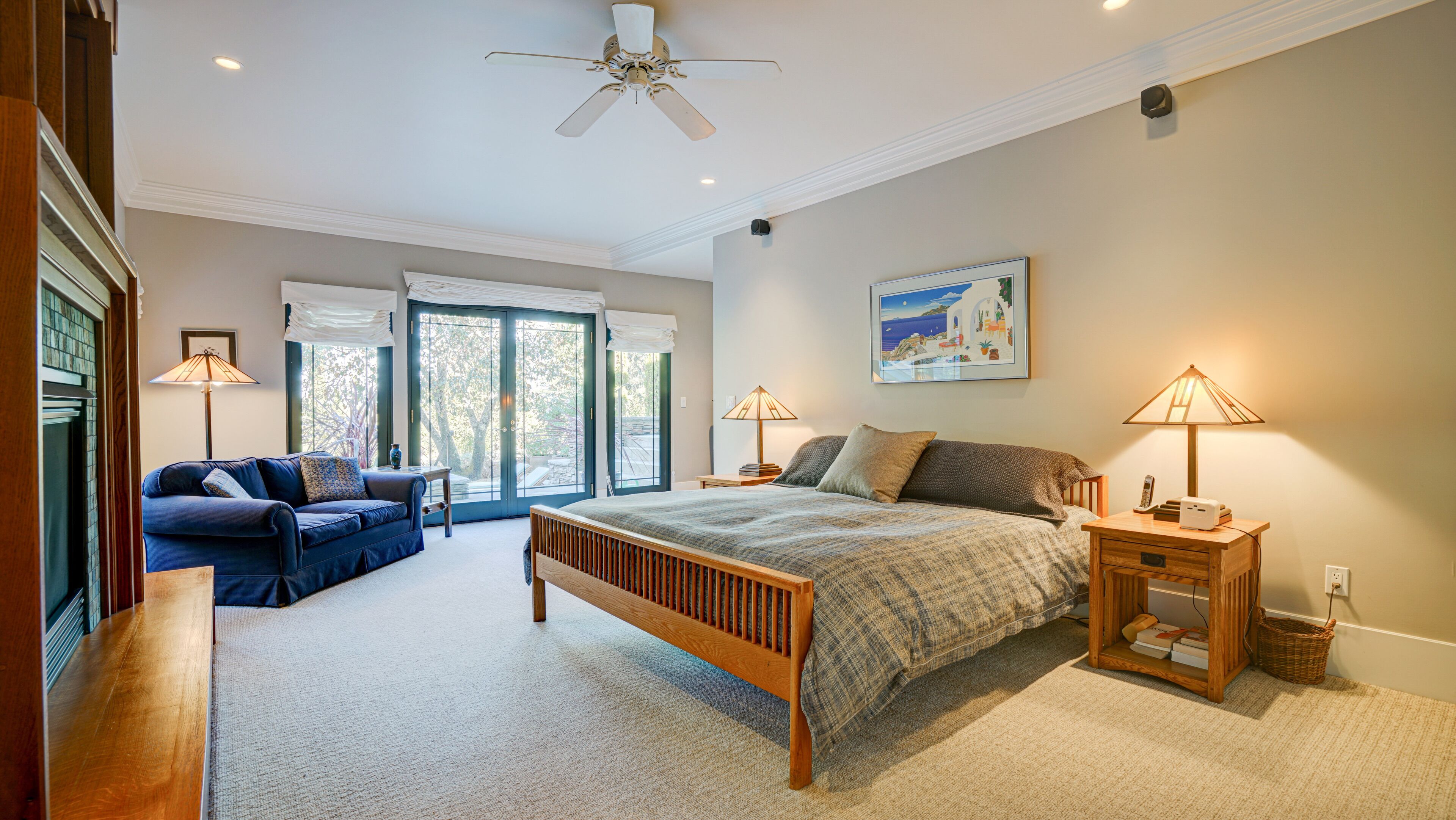 3 Schlafzimmer, Schreibtisch, Bügeleisen/Bügelbrett, Reisekinderbett