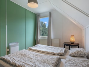 3 slaapkamers, reisbedje, gratis wifi, beddengoed