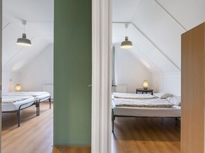3 quartos, berço de viagem, Wi-Fi de cortesia, roupa de cama