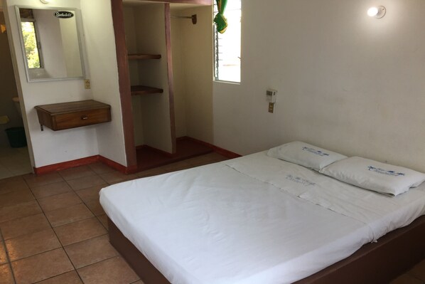 Free WiFi, bed sheets
