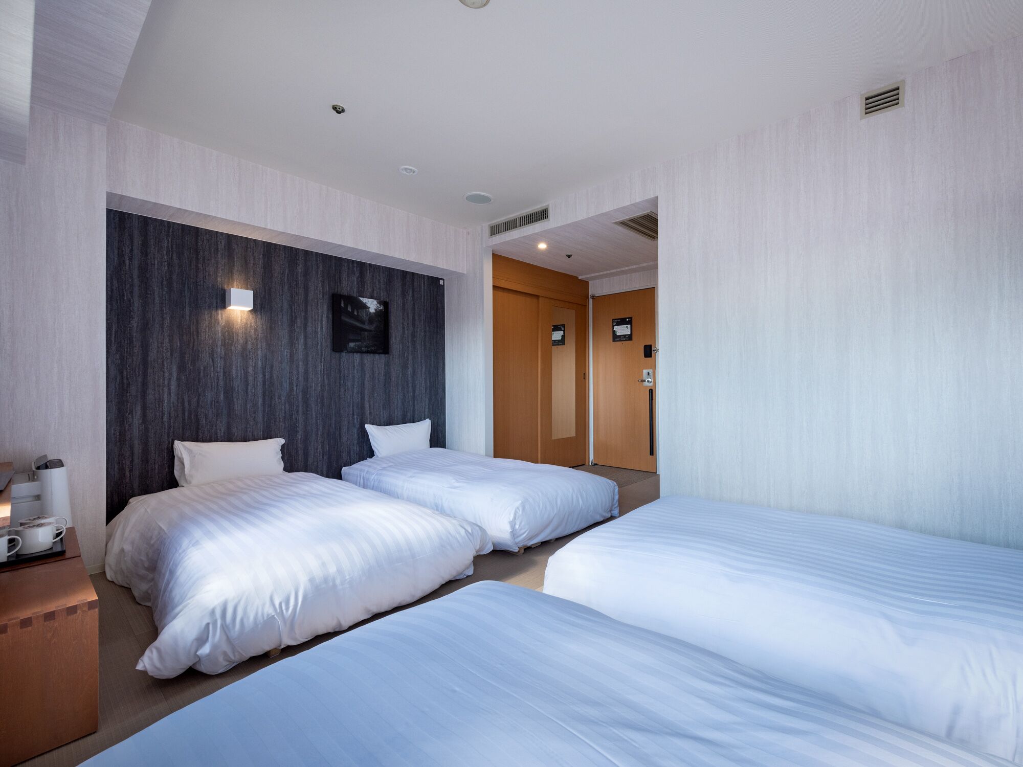 en quad | 1 bedroom, in-room safe, blackout curtains, free wifi